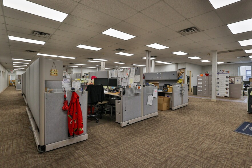More Photos Of 555 Main St, Bethlehem Office For Lease