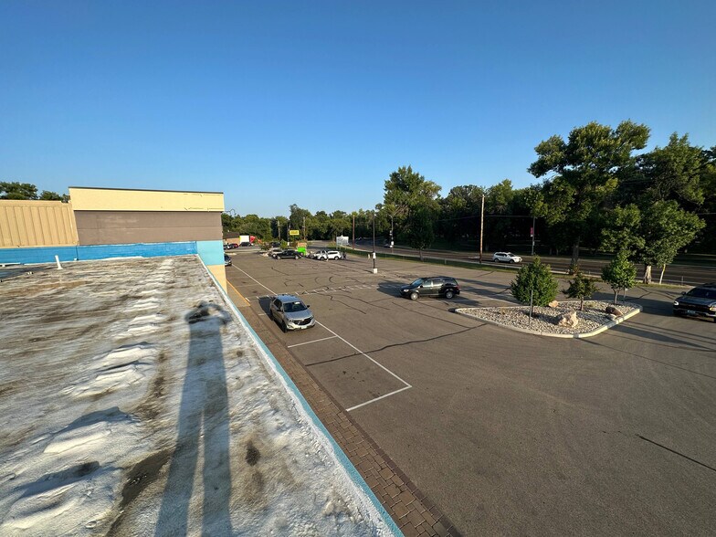 More Photos Of 1250 4th Ave NW, Minot Storefront For Lease