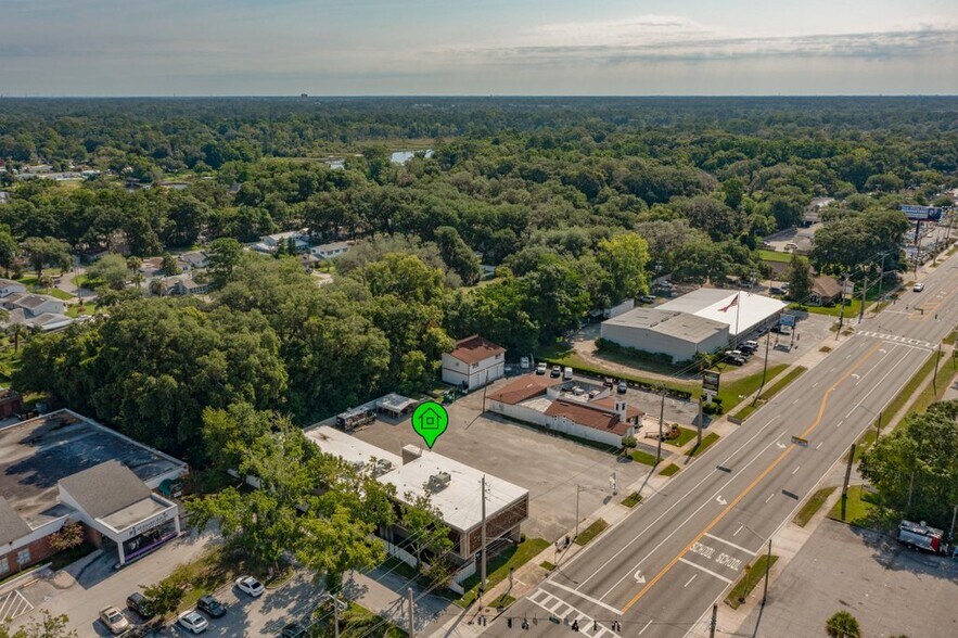 More Photos Of 6701 Beach Blvd, Jacksonville Freestanding For Lease