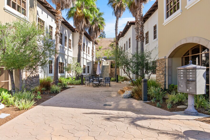 More Photos Of 33302 Valle Rd, San Juan Capistrano Office For Sale