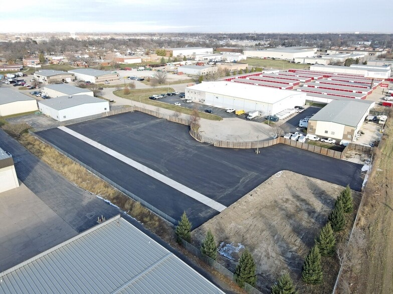 More Photos Of 523 Vera Ct, Joliet Industrial For Lease