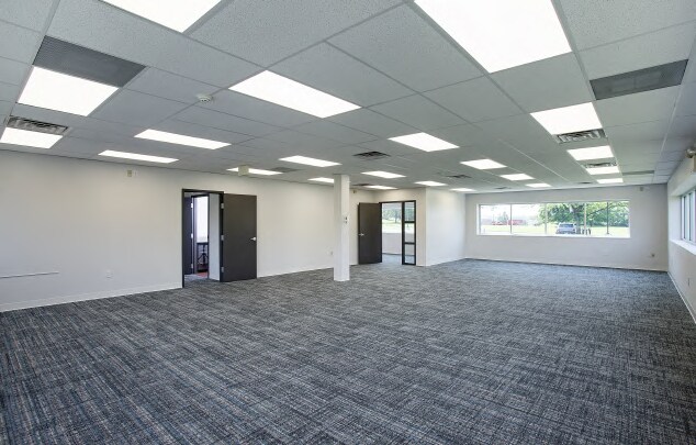 More Photos Of 2690 Commerce Dr, Harrisburg Office Residential For Sale