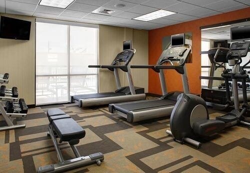 More Photos Of 580 Millennium Blvd, Brunswick Hotel For Sale