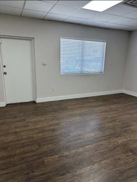 More Photos Of 4763 E 11th Ave, Hialeah Warehouse For Lease