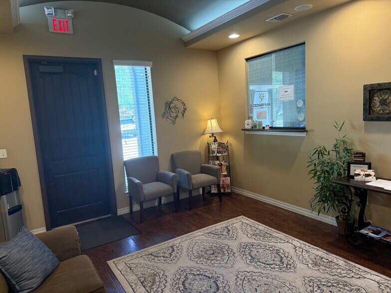 More Photos Of 11901 Parmer Ln, Cedar Park Medical For Lease