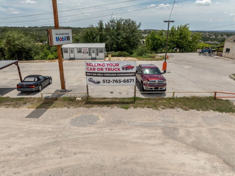 More Photos Of 21601 State Highway 71 W, Spicewood Land For Lease