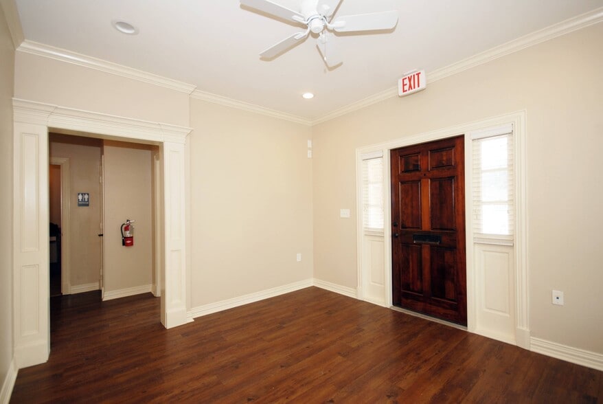 More Photos Of 611 S Highway 78, Wylie Medical For Lease