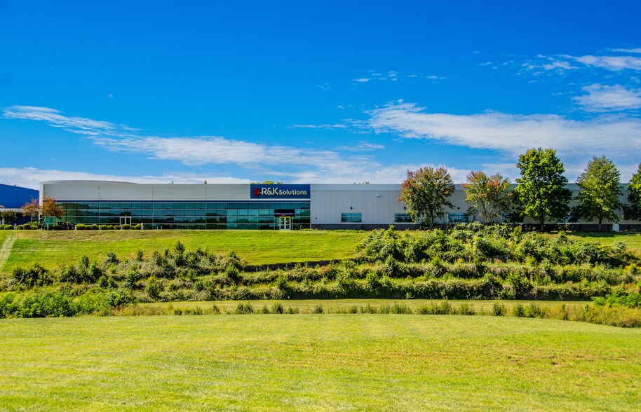 More Photos Of 2797 Frontage Rd NW, Roanoke Manufacturing For Sale