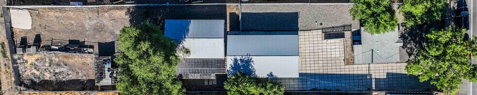 More Photos Of 2107 E Mead Ave, Yakima Manufacturing For Sale