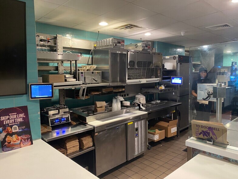 More Photos Of 246 E 23rd St, New York Storefront Retail Residential For Lease