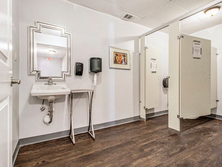 More Photos Of 3113 Stone Mountain St, Lithonia Storefront Retail Office For Sale