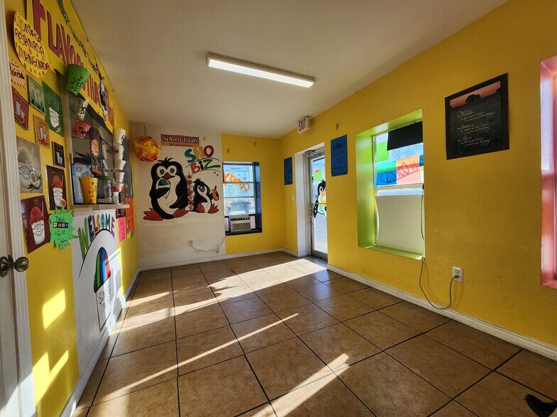More Photos Of 108 Schertz Pky, Schertz Auto Repair For Sale
