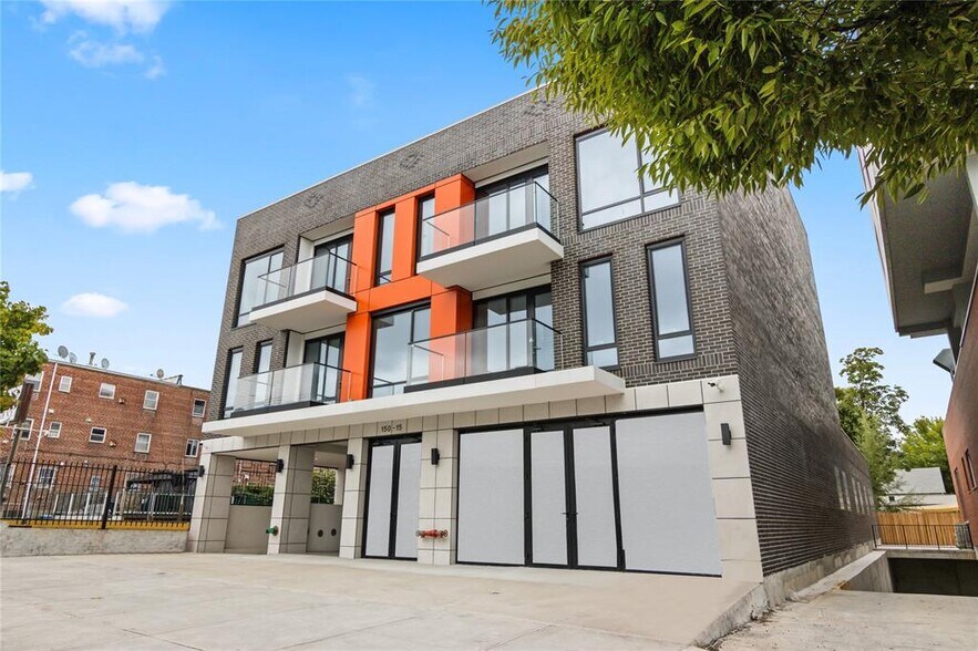 More Photos Of 150-15 Barclay Ave, Flushing Apartments For Sale