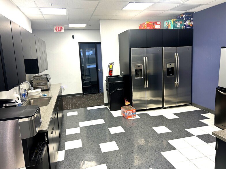 More Photos Of 2230 N University Pky, Provo Loft Creative Space For Lease