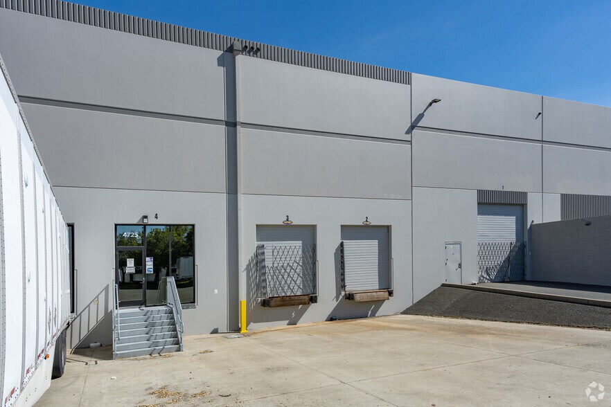 More Photos Of 4701-4799 Industrial Way, Benicia Industrial For Sale