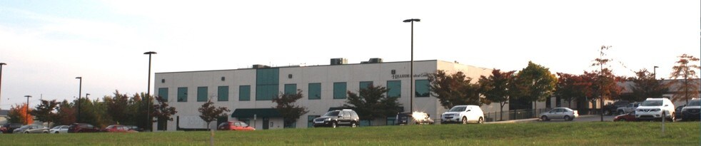 More Photos Of 250 Fame Ave, Hanover Medical For Sale