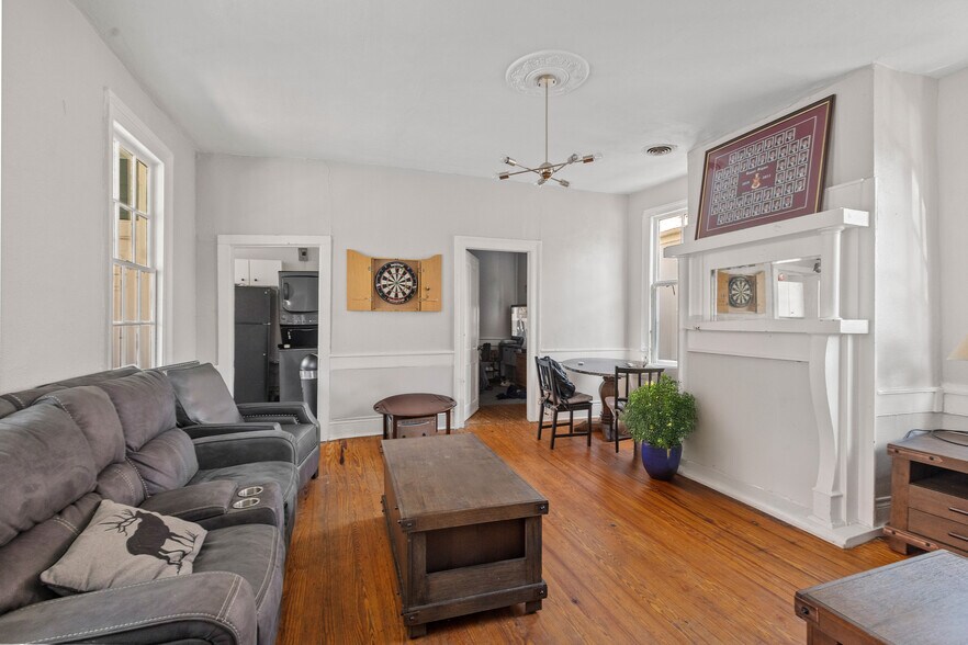 More Photos Of 94 Morris St, Charleston Apartments For Sale