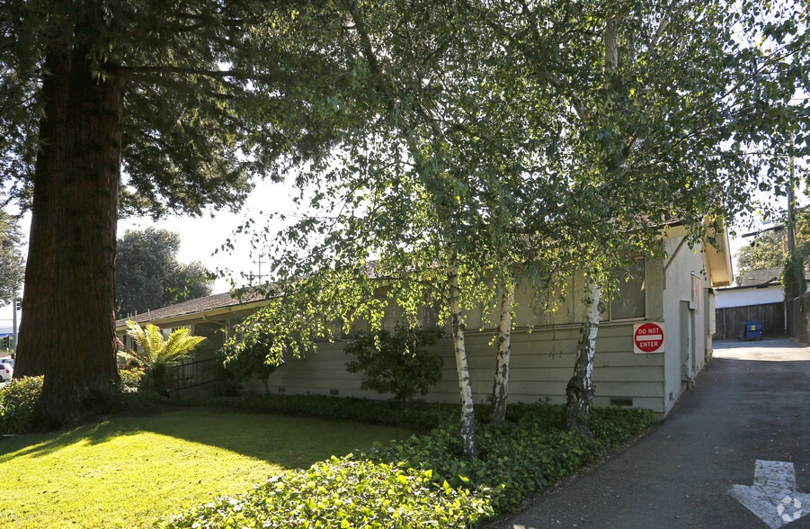 More Photos Of 2000 W Hedding St, San Jose Medical For Lease