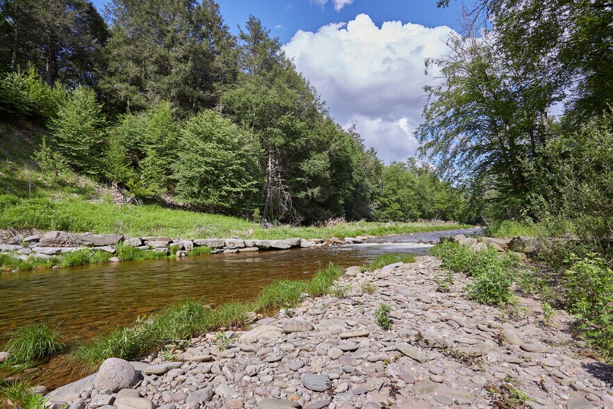 More Photos Of 1471 Denning Rd, Claryville Restaurant For Sale