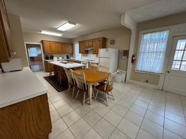 More Photos Of 436 S Fannin Ave, Tyler Office Residential For Sale