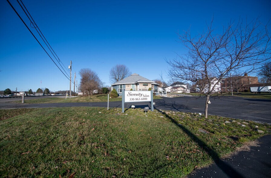 More Photos Of 411 W Canal St, Malvern General Retail For Sale