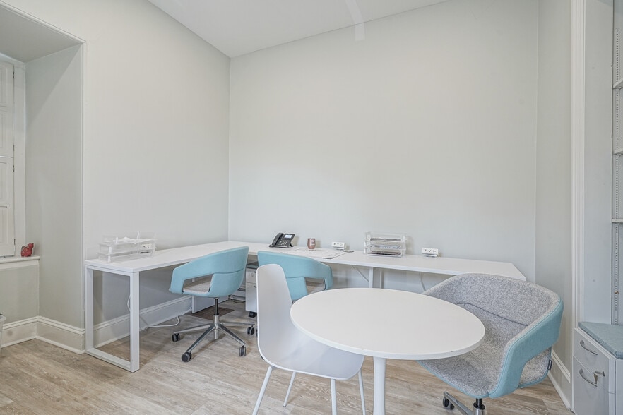 More Photos Of 10 W Main St, Moorestown Office For Sale