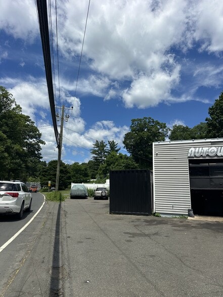 More Photos Of 2 E Hayestown Rd, Danbury Auto Repair For Sale