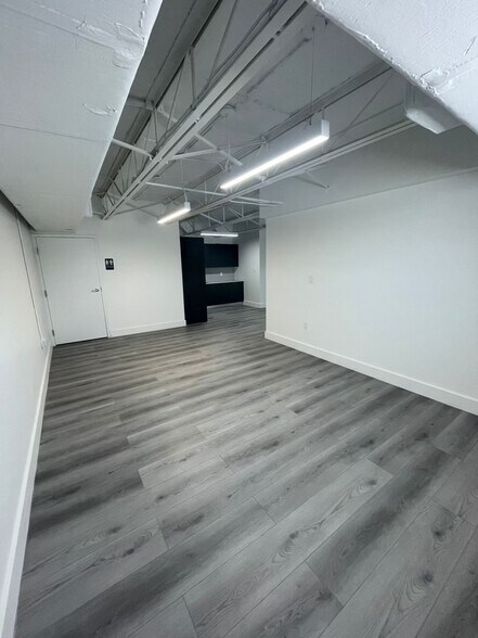More Photos Of 777 NE 125th St, North Miami Storefront For Lease