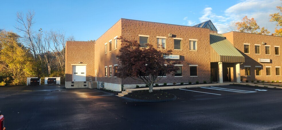 More Photos Of 41 Sequin Dr, Glastonbury Flex For Lease