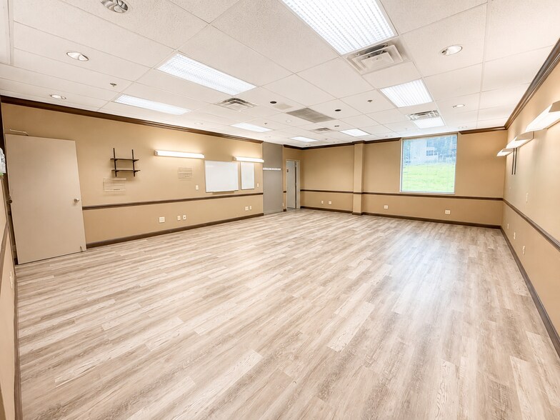 More Photos Of 3320 Perimeter Hill Dr, Nashville Office For Lease