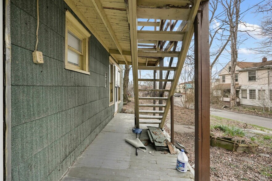 More Photos Of 101 Pennsylvania Ave, Binghamton Apartments For Sale