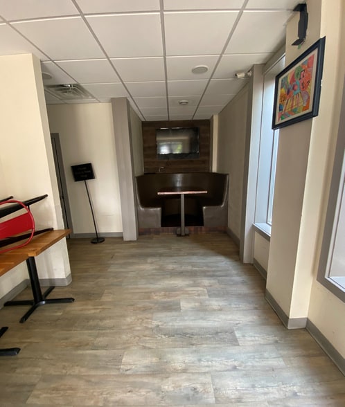 More Photos Of 200 W Water St, Charlottesville Restaurant For Lease