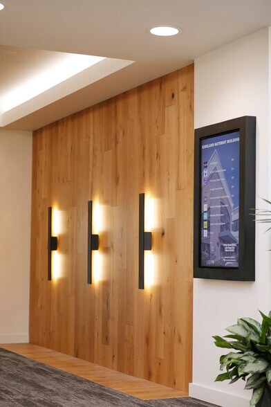 More Photos Of 11250 Kirkland Way, Kirkland Office For Lease