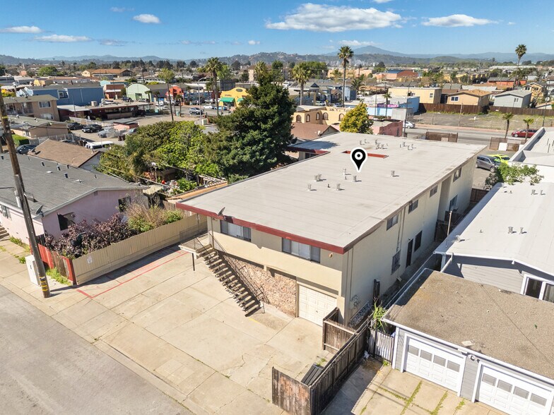 More Photos Of 1937 Powell St, San Pablo Apartments For Sale