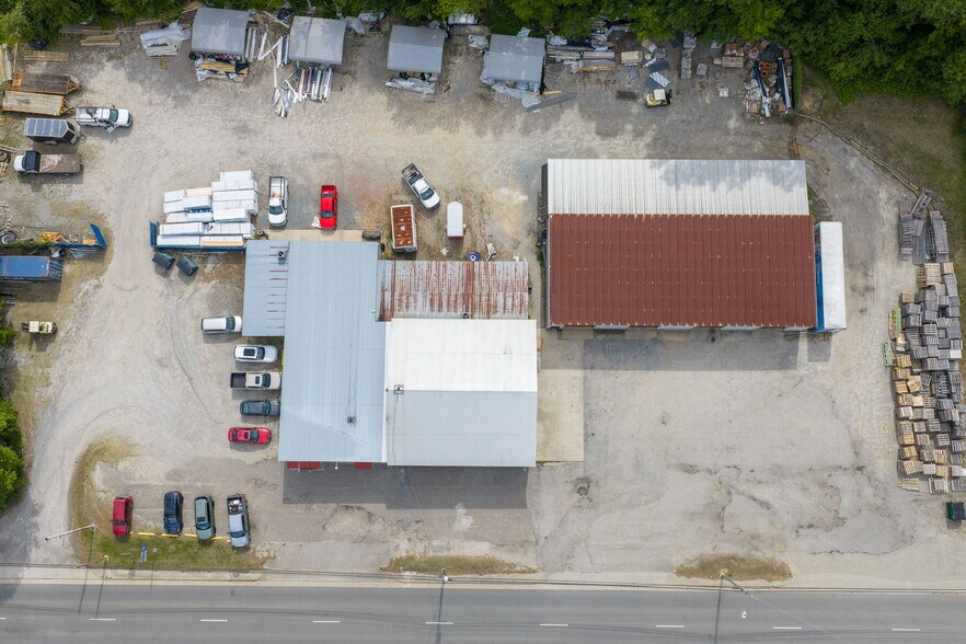 More Photos Of 728 N Main St, Emporia Auto Repair For Sale