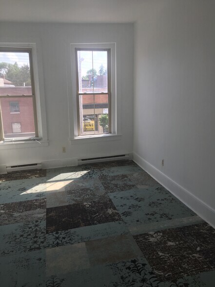 More Photos Of 141-143 Main St, Hackettstown Storefront Retail Residential For Sale