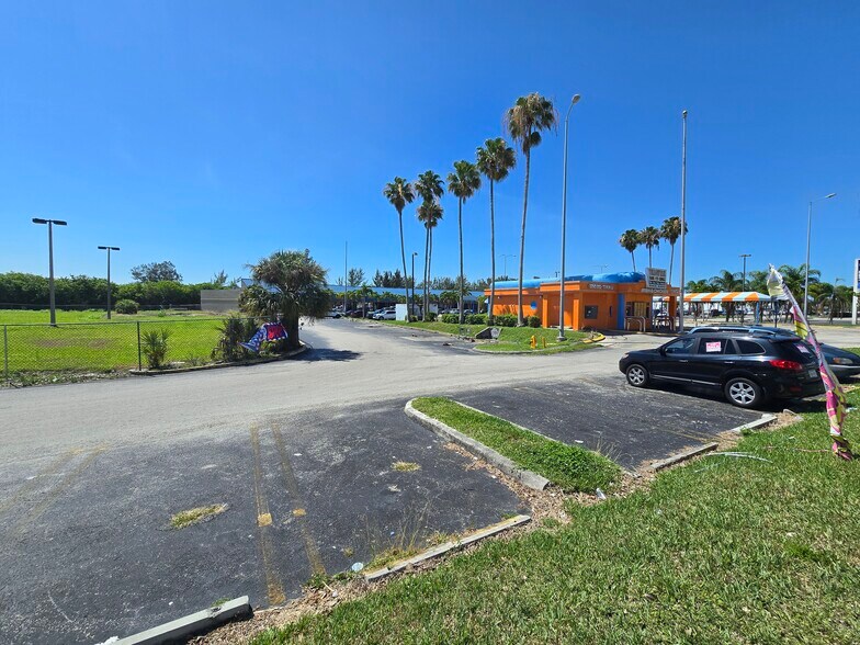 More Photos Of 27201 S Dixie Hwy, Homestead Land For Lease