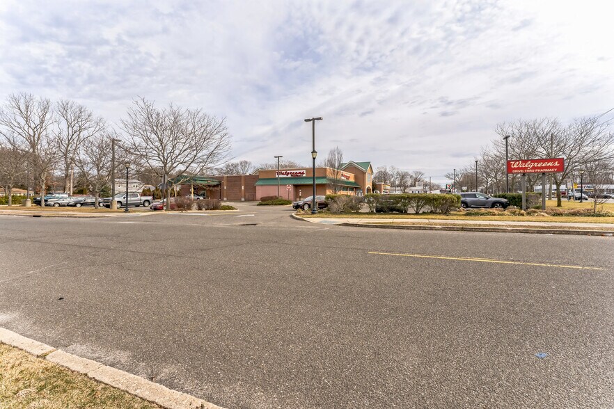 More Photos Of 2215 Middle Country Rd, Centereach Freestanding For Lease