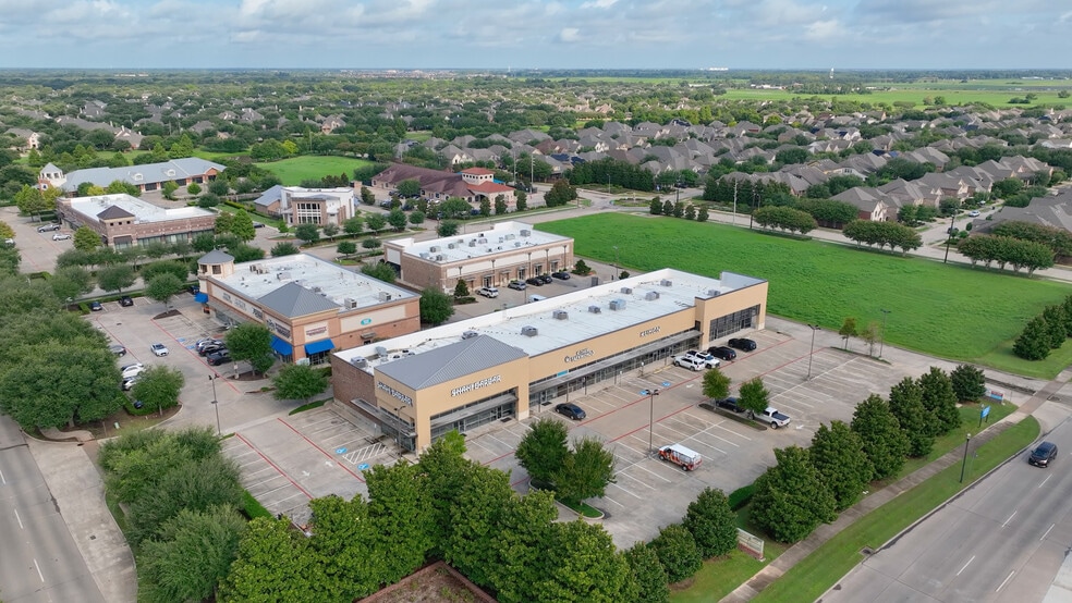 Primary Photo Of 12920 University Blvd, Sugar Land Storefront For Sale