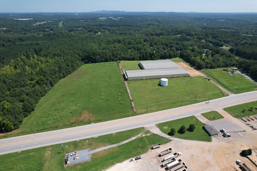 More Photos Of 551 York Rd, Blacksburg Warehouse For Sale