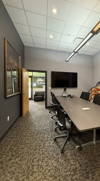 More Photos Of 401 Garbally Rd, Victoria Office For Lease
