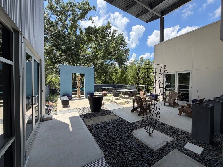 More Photos Of 429 S Keller Rd, Orlando Loft Creative Space For Lease