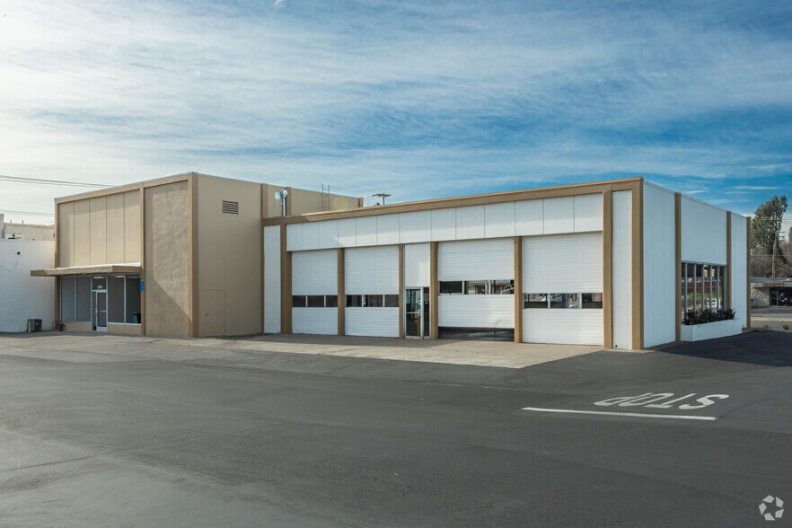 More Photos Of 4006-4794 Manzanita Ave, Carmichael Unknown For Lease