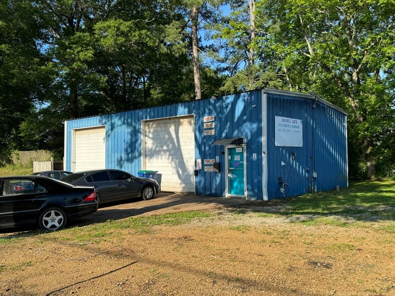 More Photos Of 155 E Center St, Hernando Auto Repair For Sale