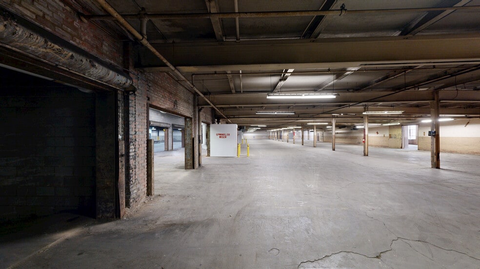 More Photos Of 4100 Payne Ave, Cleveland Warehouse For Lease