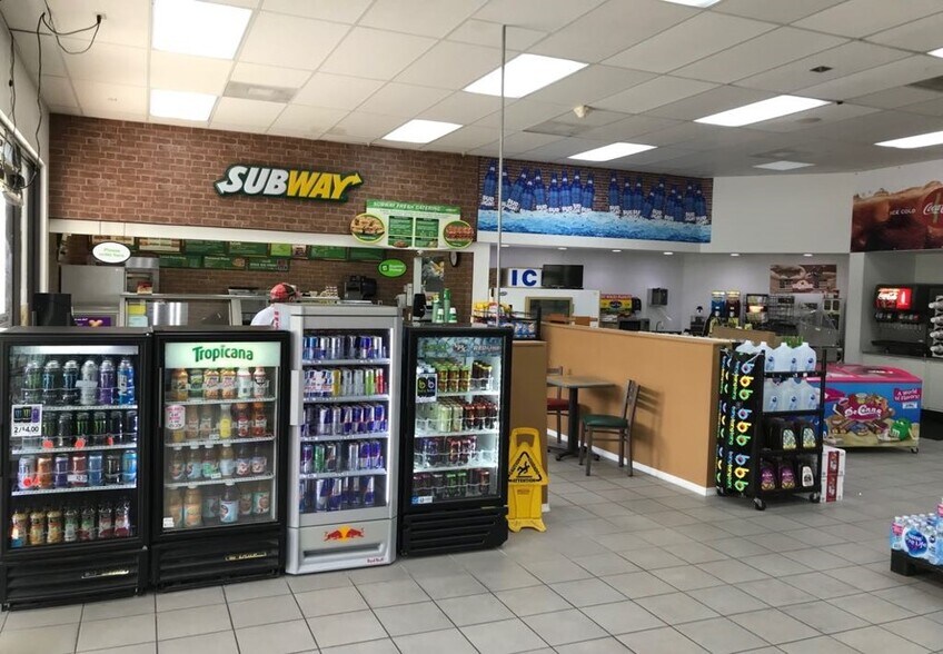 More Photos Of 1293 SW Del Rio Blvd, Port Saint Lucie Service Station For Sale