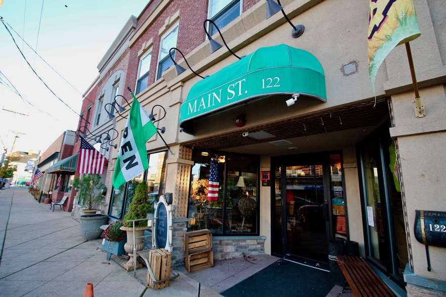 More Photos Of 122-126 Main St, Hackettstown Apartments For Lease