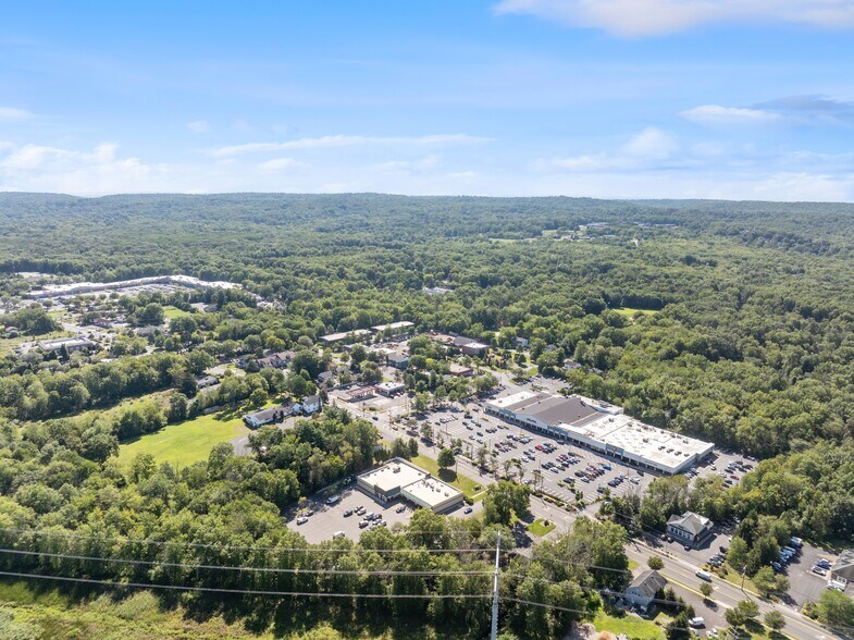 More Photos Of 1158 Valley Rd, Stirling Veterinarian Kennel For Sale