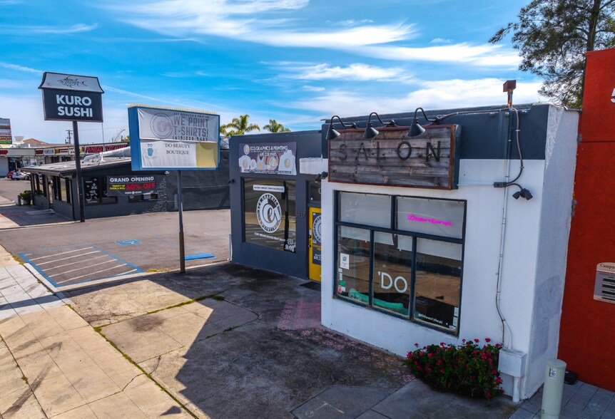 More Photos Of 5933-43 El Cajon Blvd, San Diego Storefront Retail Office For Sale