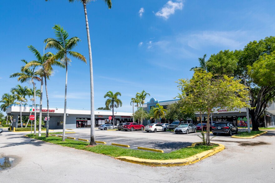 Primary Photo Of 3801 N University Dr, Sunrise Unknown For Lease